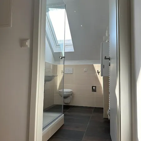 Feelgood 56, Studio-apartment In Magdeburg, Nur 1,8 Km Bis Getec-arena Und Stadion, Inklusive Parkplatz Und Netflix, Tierische Begleiter Willkommen Magdeburg